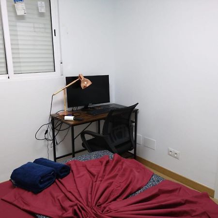 Room As A Service - El Mejor En El Centro De Málaga Kültér fotó