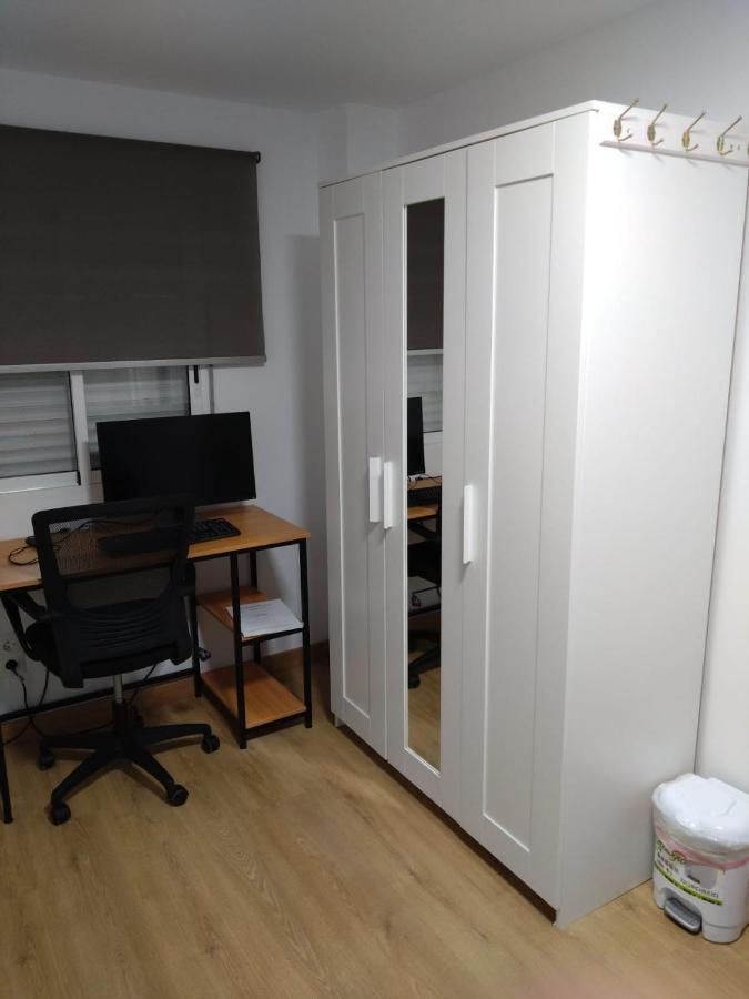 Room As A Service - El Mejor En El Centro De Málaga Kültér fotó